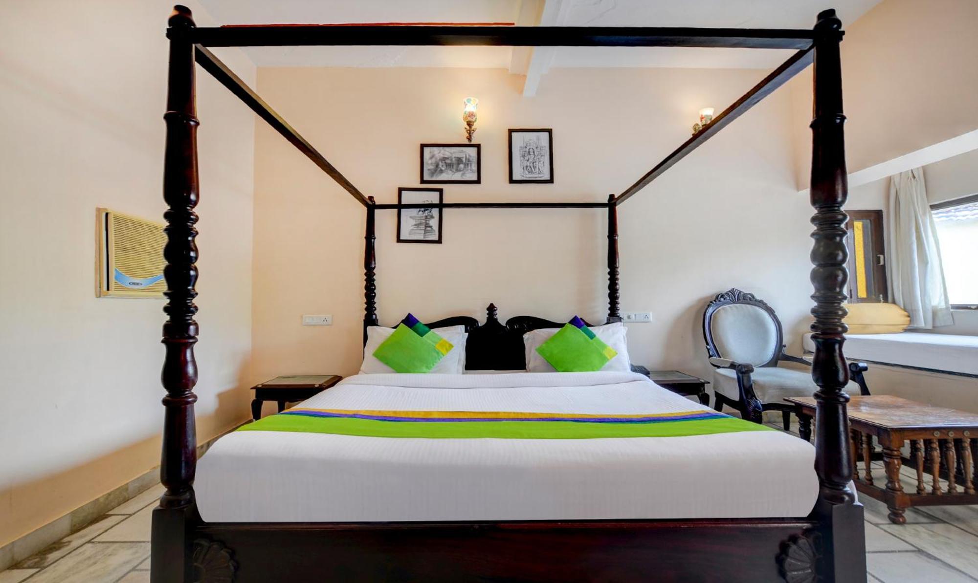 แคปิตัล โอ 23356 โฮเต็ล กุมภาล คาสเซิล Hotel คัมบาลกาห์ ภายนอก รูปภาพ